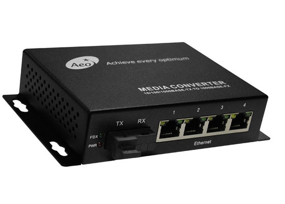 1 SC ve 4 POE Bağlantı Noktalı 4 Bağlantı Noktalı POE Ethernet Ortam Dönüştürücü